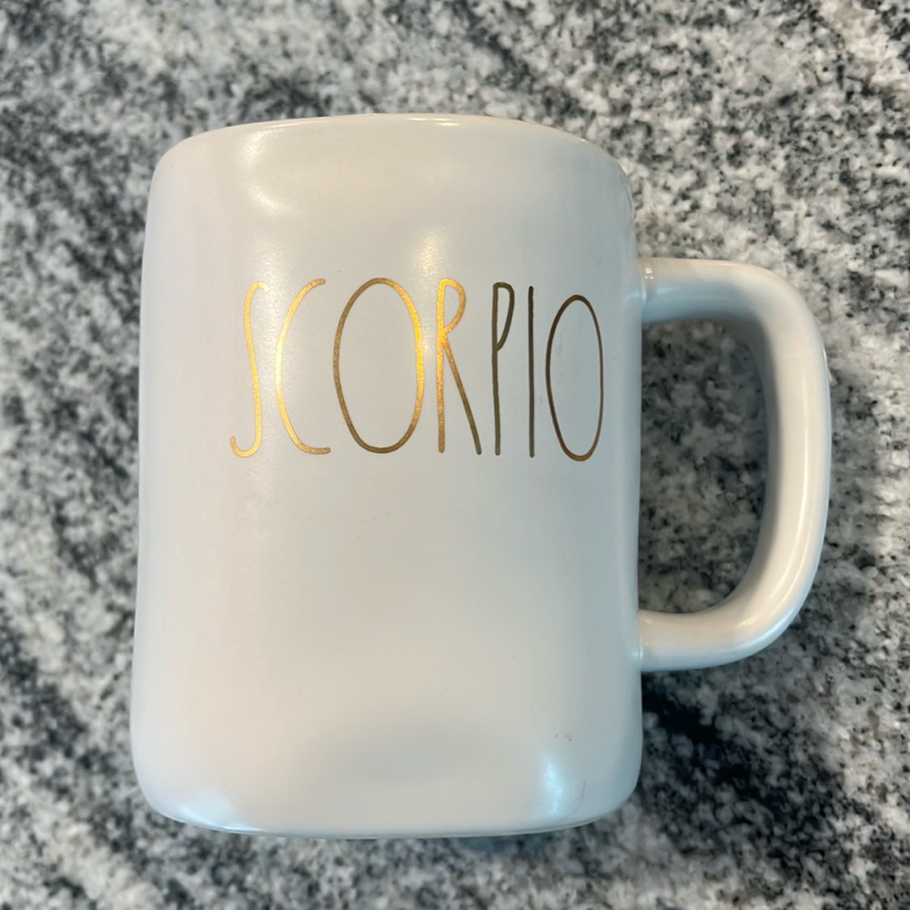 Rae Dunn mug